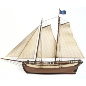 Polaris  (mit Segel Satz)