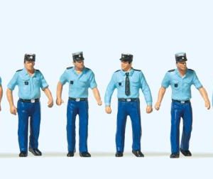 Polizisten in Sommeruniform,