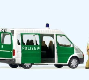 Polizeifahrzeug mit geöffnete