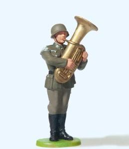Musiker stehend, mit großem B