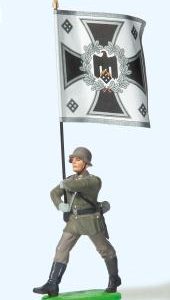 Soldat im Marsch, mit Regimen